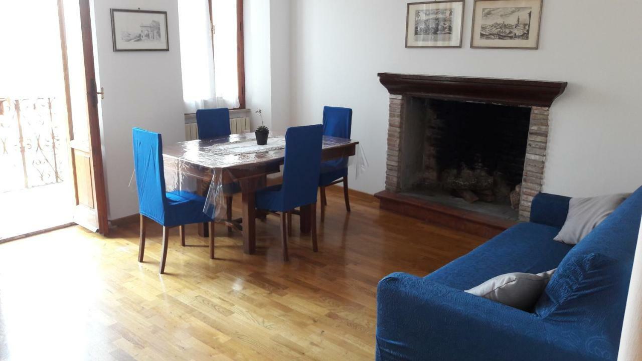 Via Piantarose, 12 Apartment Perugia Luaran gambar